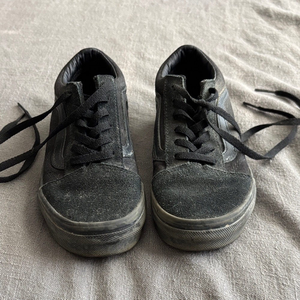 Kid’s Black Lace Up Vans